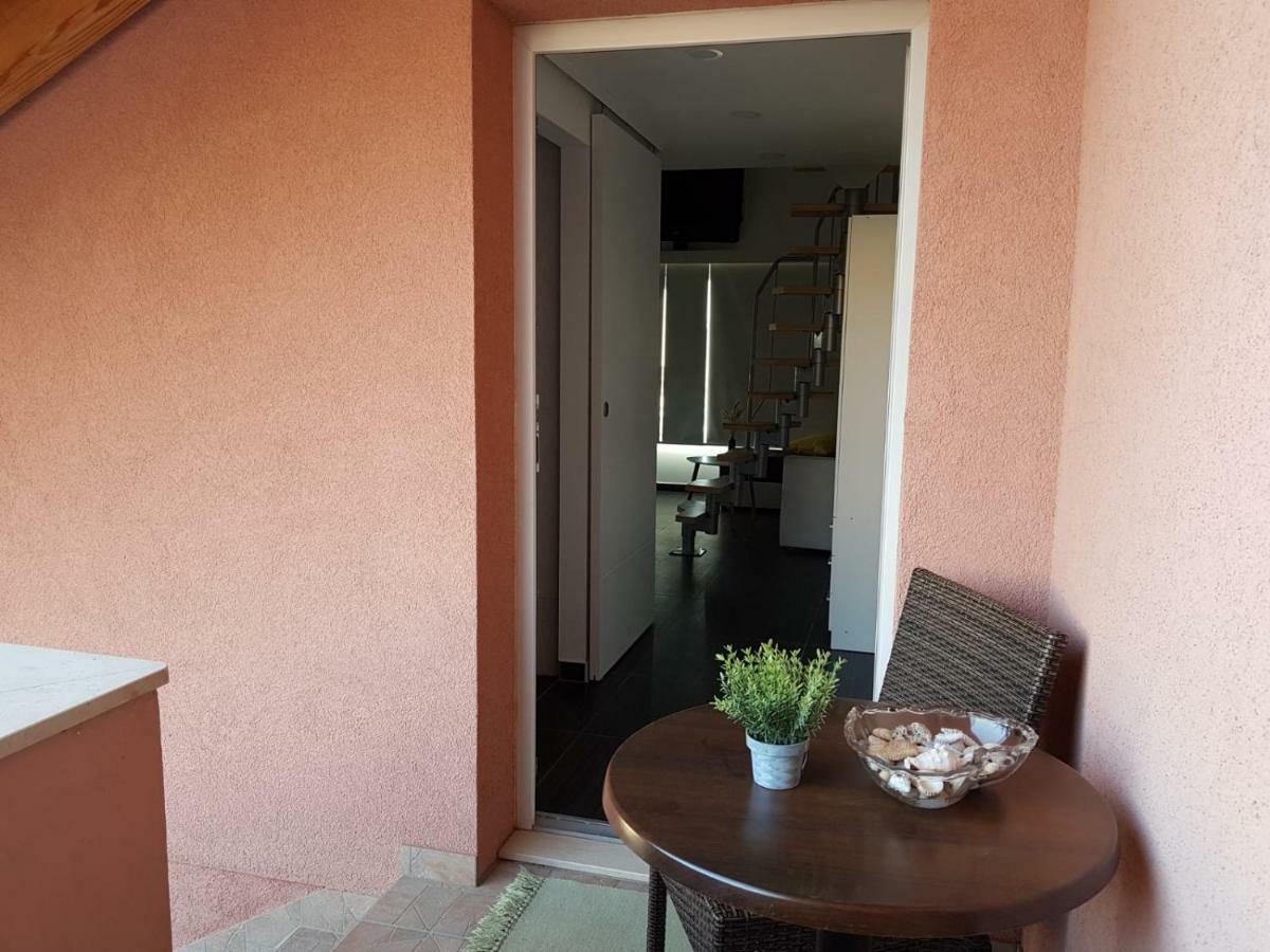 Apartman Elana Šibenik Exterior foto